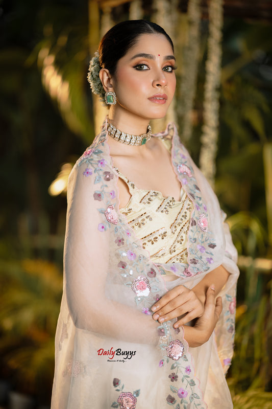 Buy Sarees, Salwar & Kurtis Online -Dailybuyys