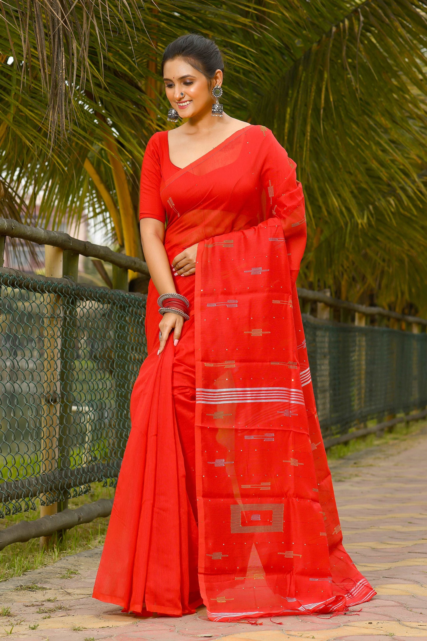 Beautiful Red Handloom Cotton Sarees