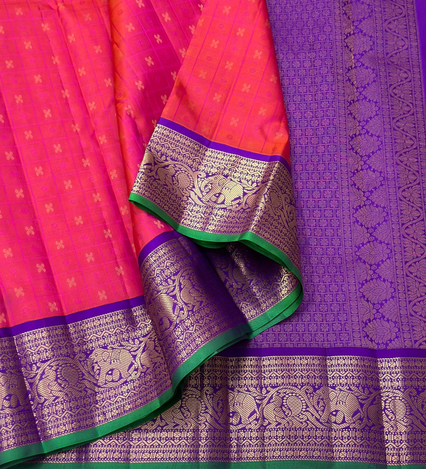 Pink Pure Handwoven Kanjivaram Silk Sarees - Dailybuyys