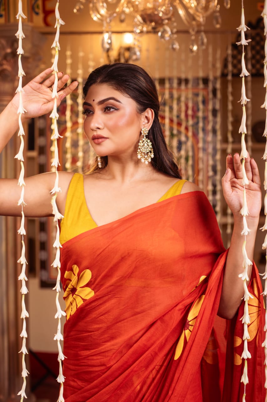 Pure Red Mulmul Cotton Floral Hand Painted Saree - Dailybuyys