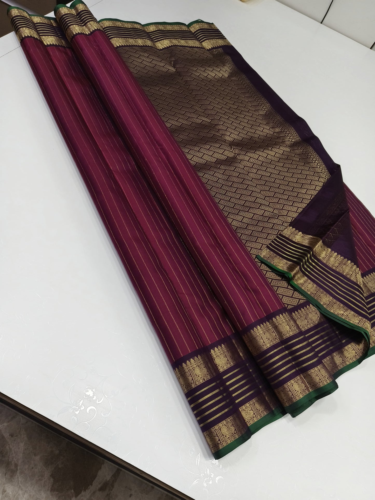 Pure Handloom bridal Kanjivaram Silk Sarees - Dailybuyys