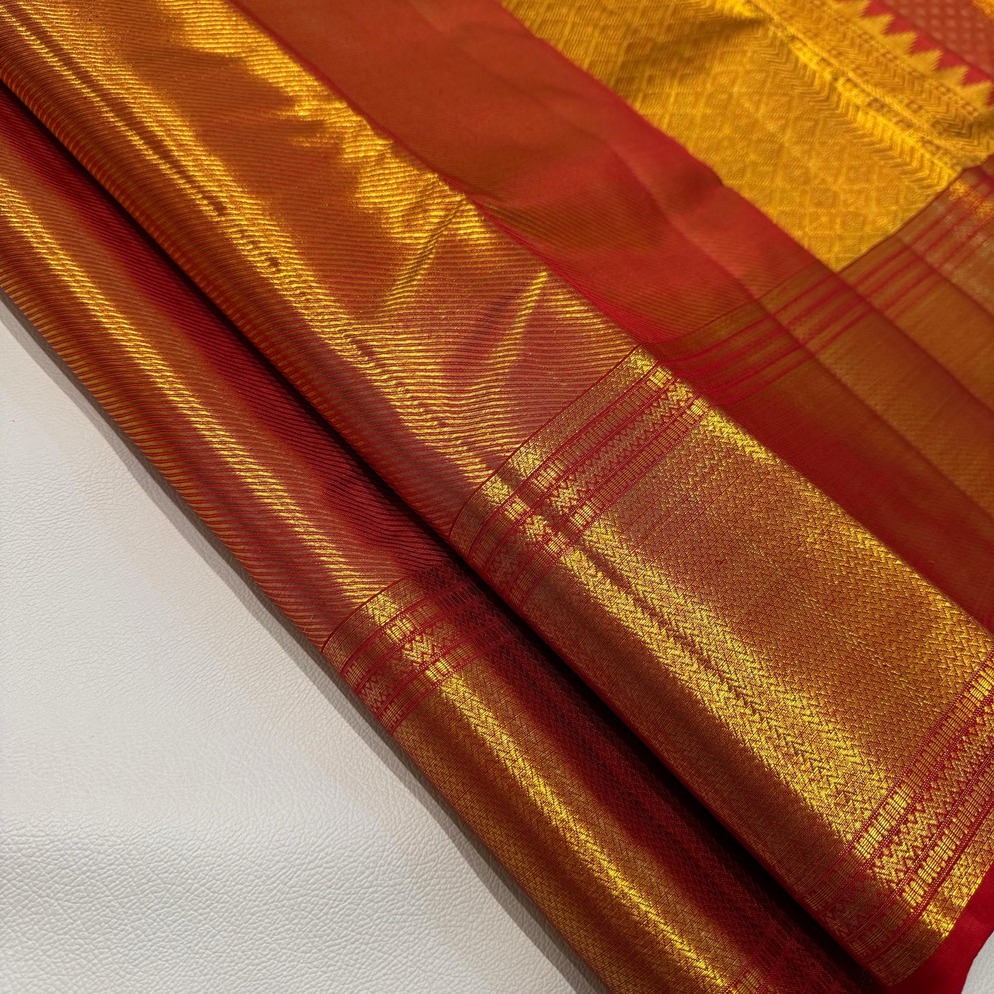 Orange Pure Handloom Kanjivaram Silk Sarees - Dailybuyys