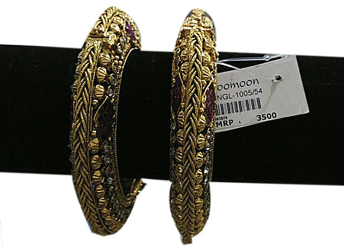 Golden red stone Bracelet - Dailybuyys