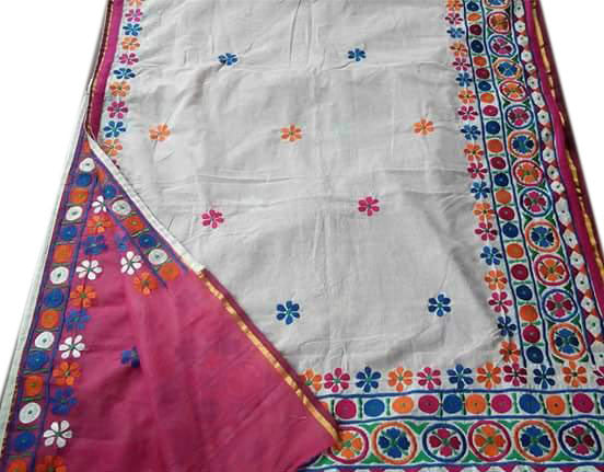 White & Pink Design Bangladeshi Pure Cotton Kathiawari Sarees - Dailybuyys