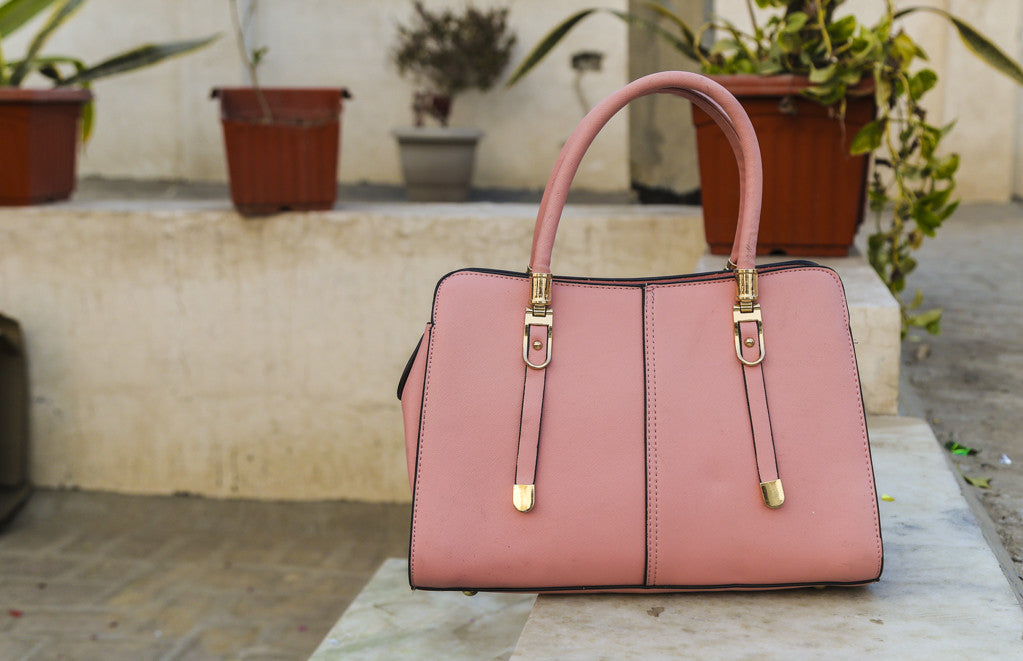 L Pink Medium Duffle Hand Bags - Dailybuyys