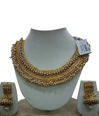 Beautiful Golden pearl necklace