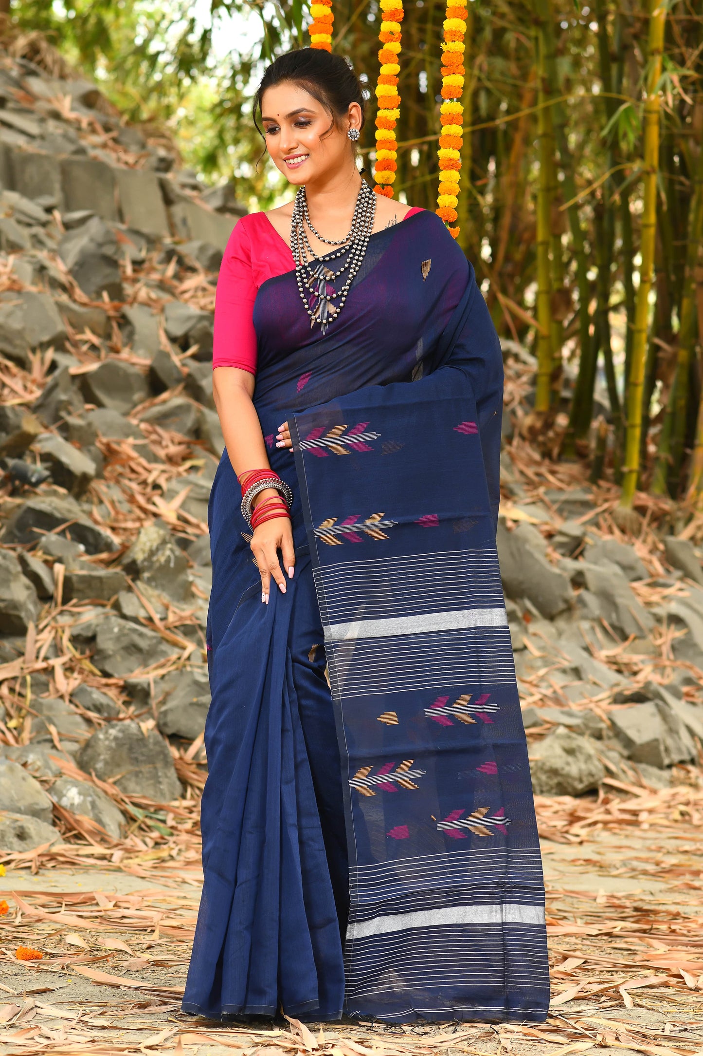 Beautiful Blue Handloom Jamdani Cotton Sarees - Dailybuyys