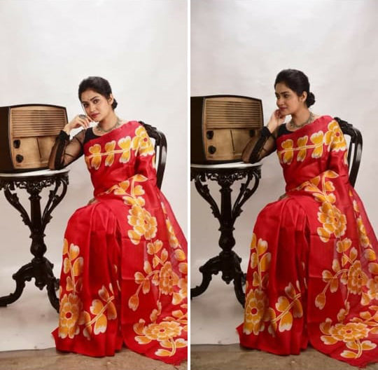 Red Hand Painted Pure Silk Mark Certified Bishnupuri Silk Sarees - Dailybuyys