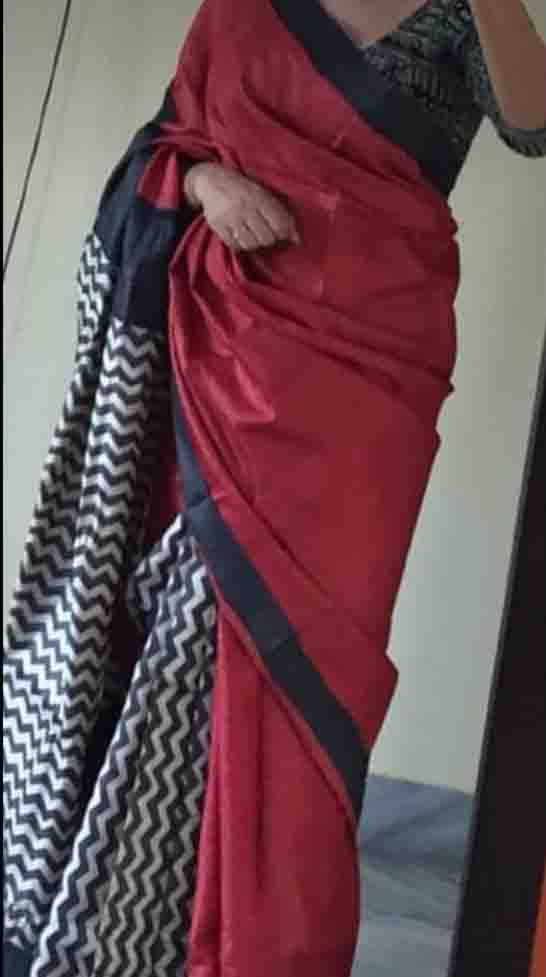Red Block Printed Pure Silk Mark Certified Bishnupuri Silk Sarees - Dailybuyys