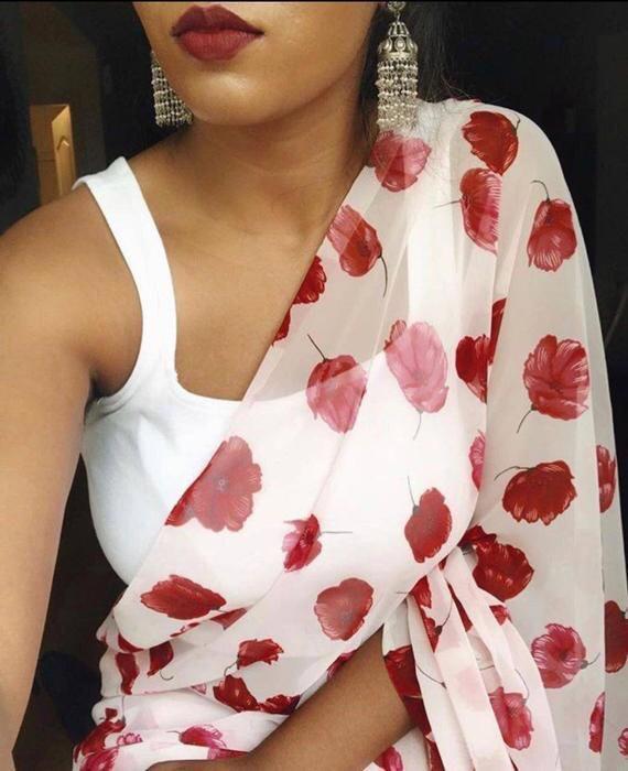 White Pure Digital Print Organza Sarees - Dailybuyys