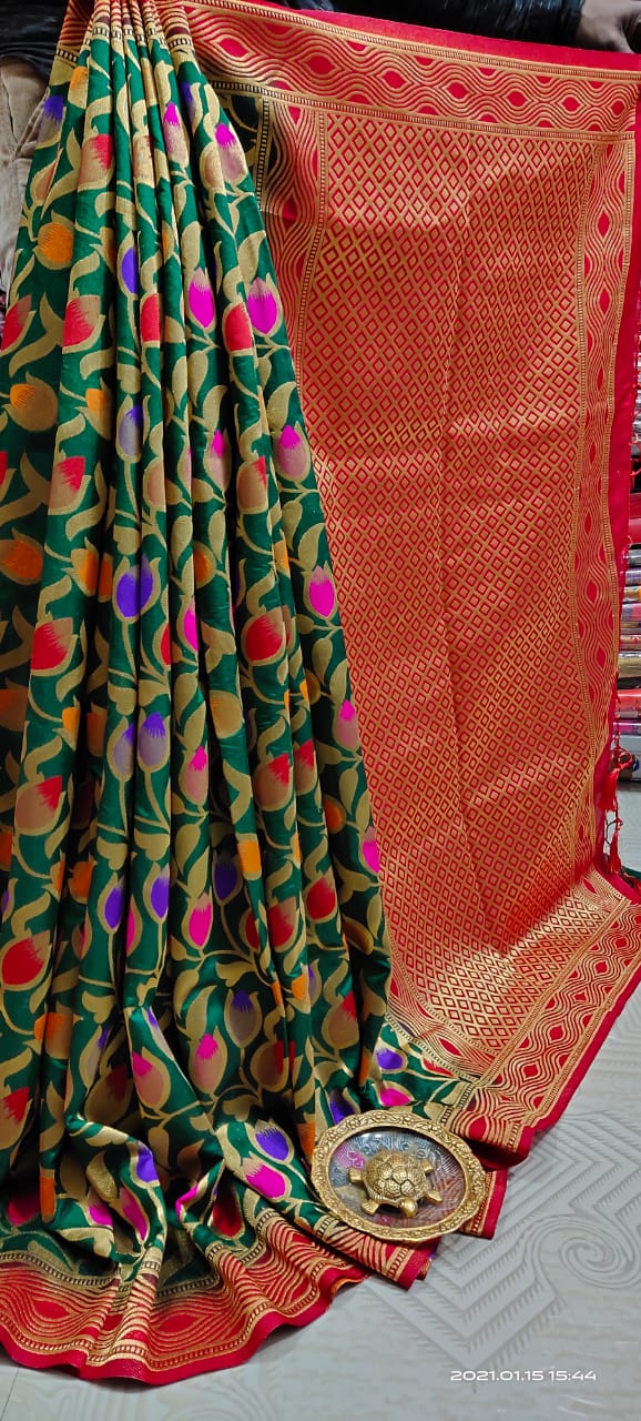 Deep Green & Red Woven Paithani Banarasi Silk Sarees - Dailybuyys