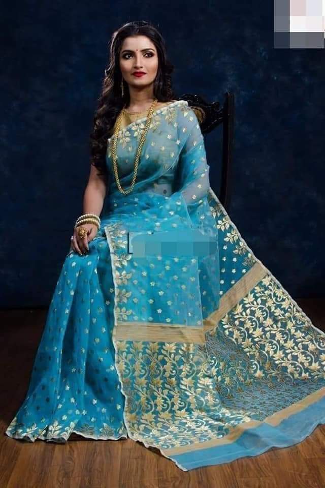 Sky Blue Matka Silk Mark Certified Muslin Jamdani Sarees - Dailybuyys