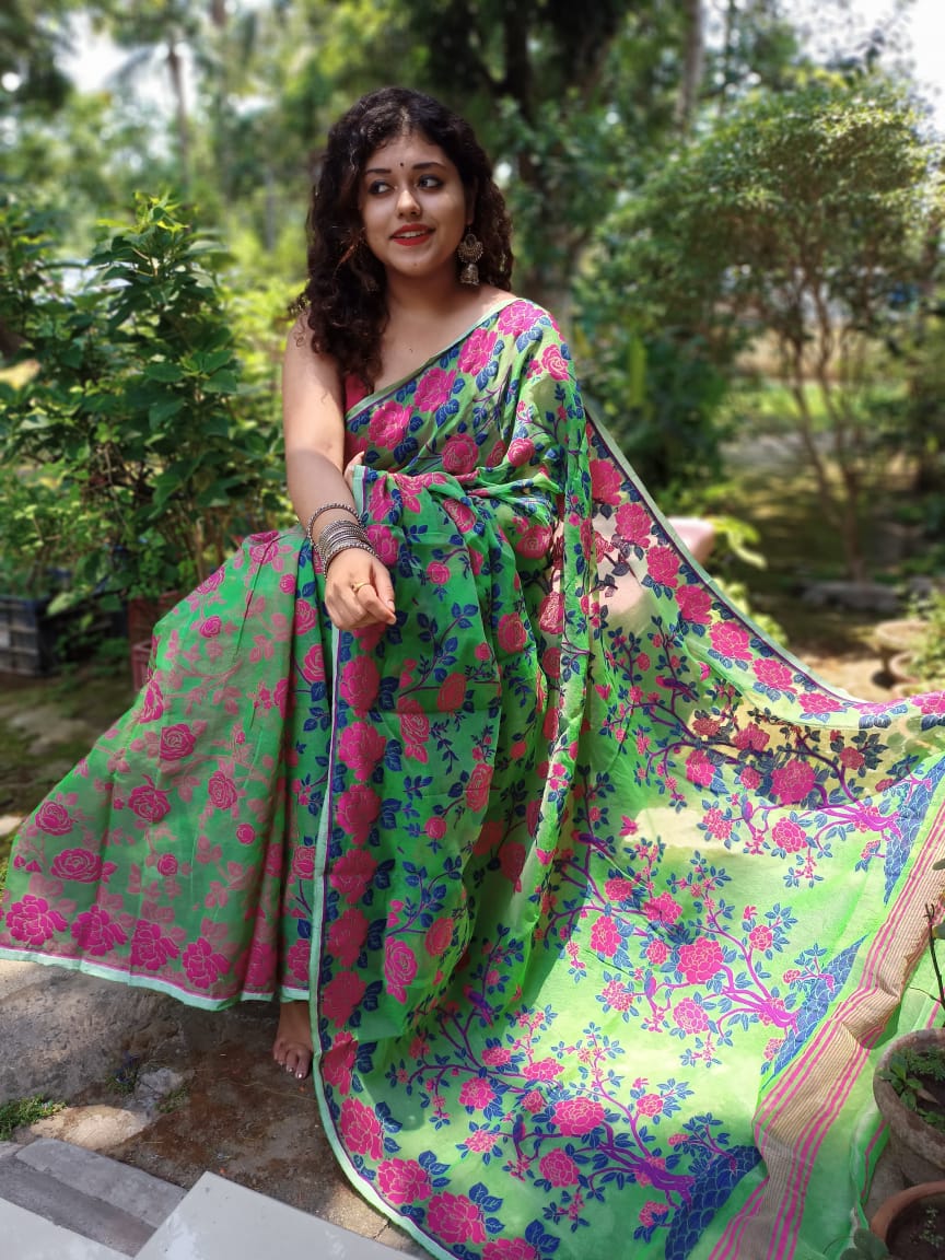 Green And Magenta Rose Printed Pure Pure Cotton Pure Pure Cotton Dhakai Jamdani Sarees - Dailybuyys