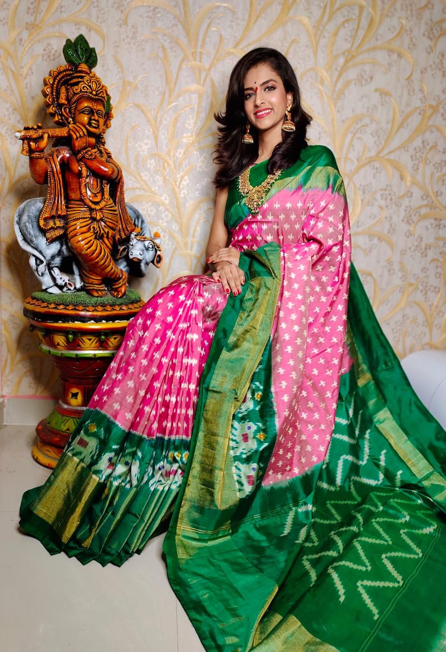 Pink And Deep Green Designer Border HandWoven Ikkat Silk Sarees - Dailybuyys