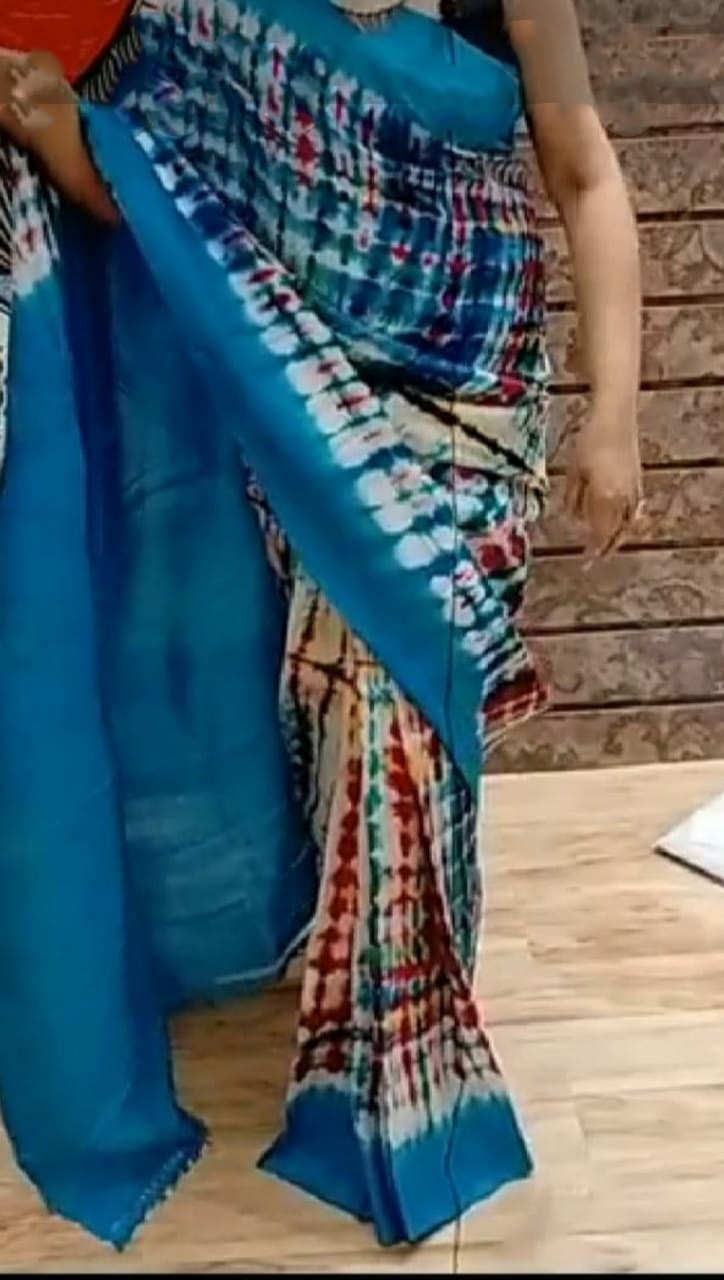 Blue and MultiColour Bandhani Hand Painted Pure Silk Mark Certified Bishnupuri Silk Sarees - Dailybuyys