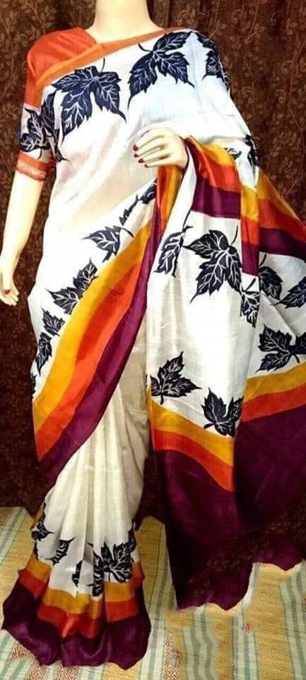 Beige Block Printed Pure Silk Mark Certified Bishnupuri Silk Sarees - Dailybuyys
