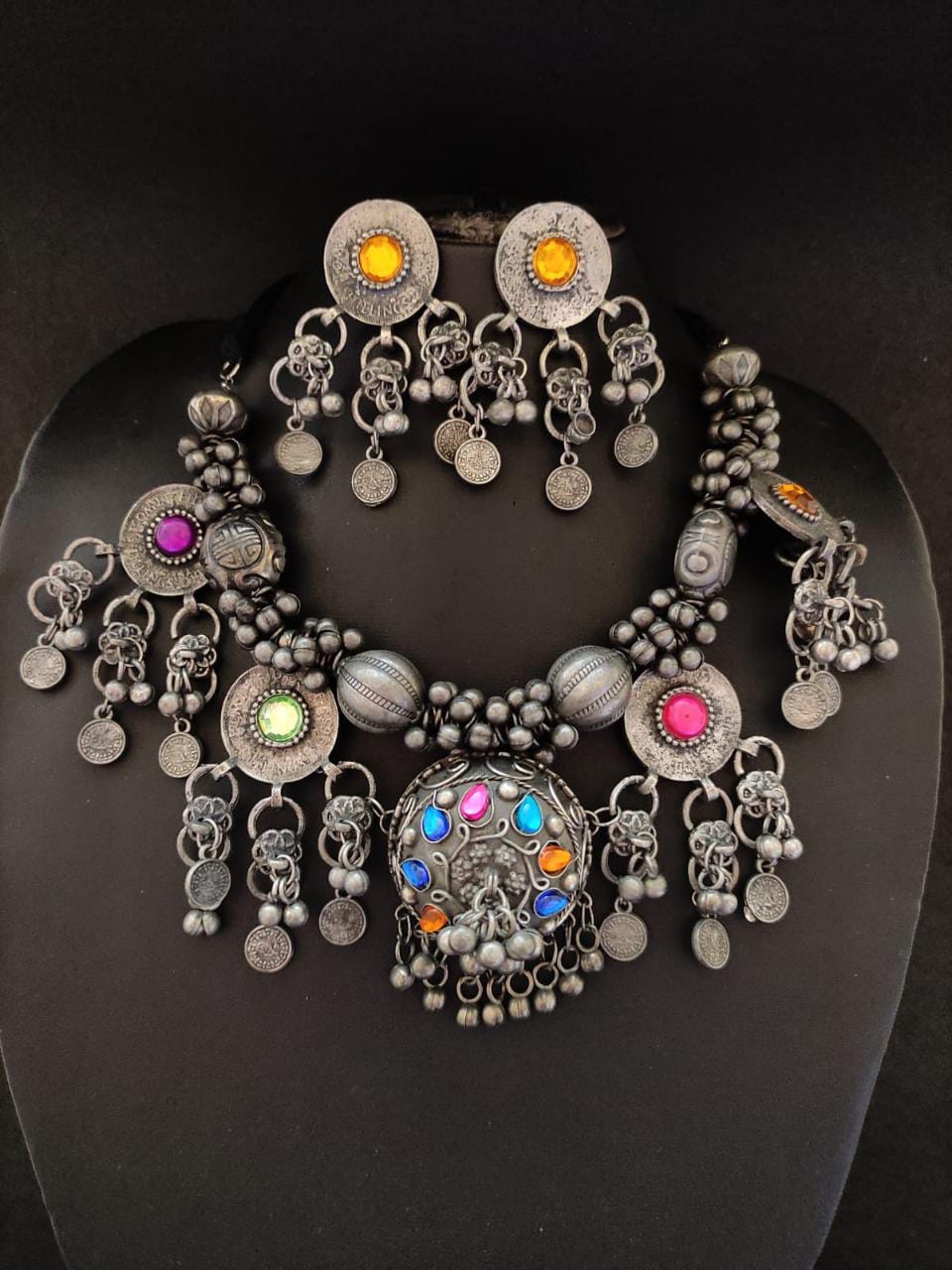 Beautiful Designed Jewellery Sets - Dailybuyys