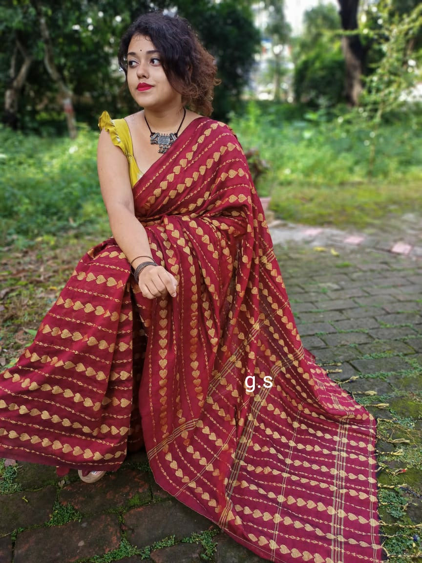 Red Color Cotton Handloom Sarees (Add to Cart Get 15% Extra Discount - Dailybuyys