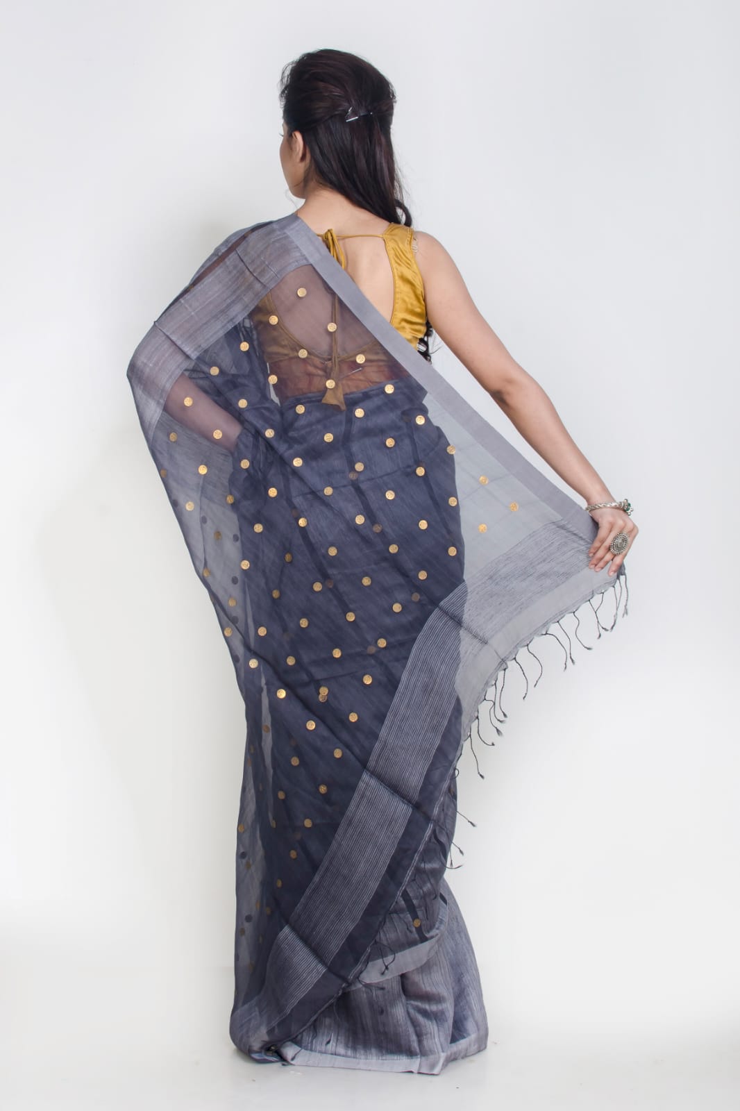 Handloom Gray & Black Matka Silk Mark Certified Muslin Sarees - Dailybuyys