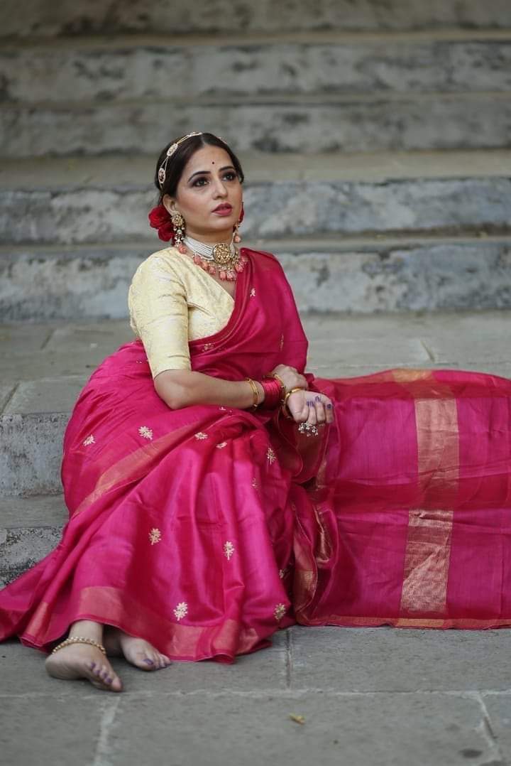 Rani Pure Munga Cotton Silk Handloom Saree - Dailybuyys