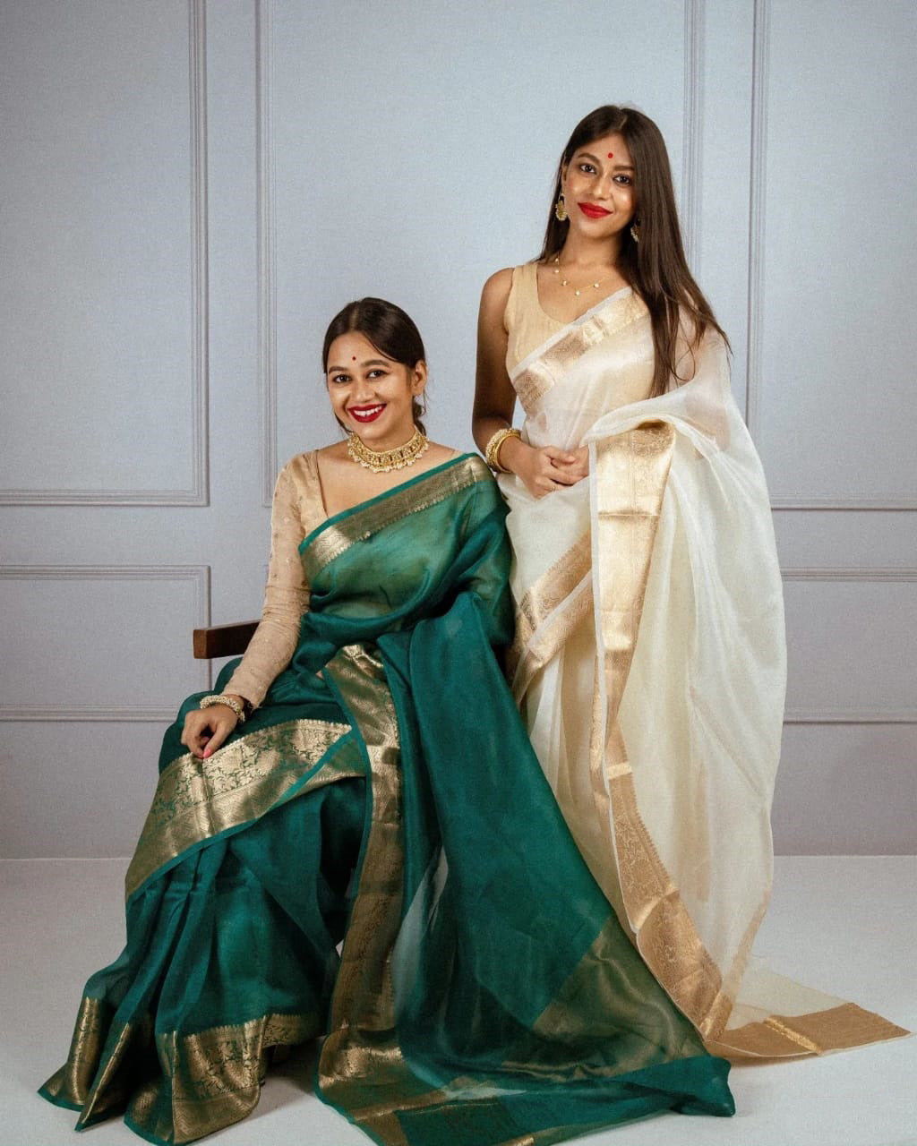Golden Woven Designer Benarasi Organza Sarees - Dailybuyys