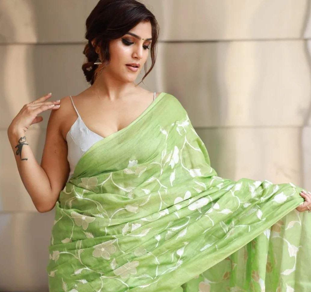 Pesta Green Color Floral Embroidery Design Linen Sarees - Dailybuyys
