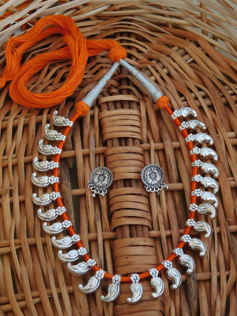 Design Necklace - Dailybuyys