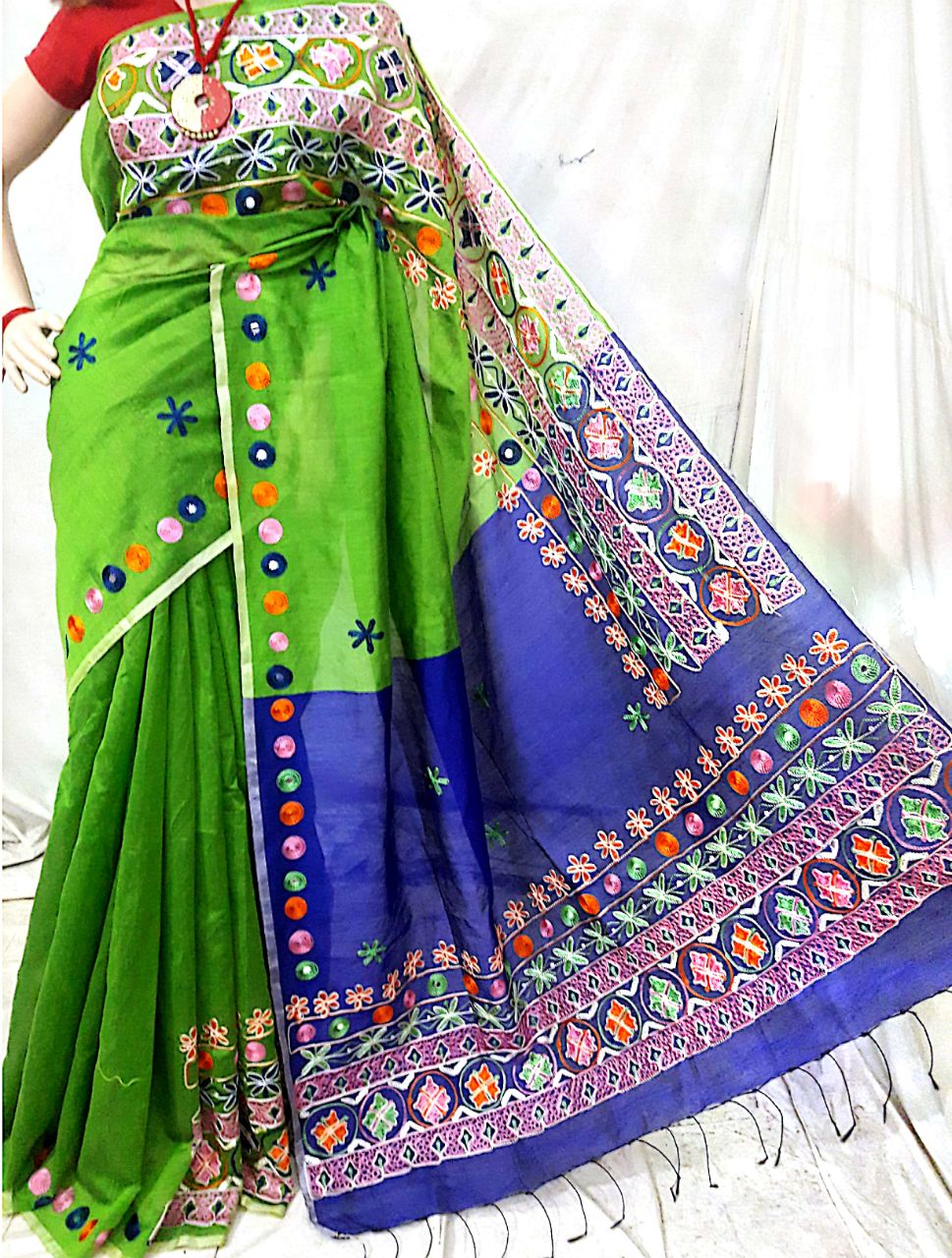 Green Kathiawari Sarees - Dailybuyys