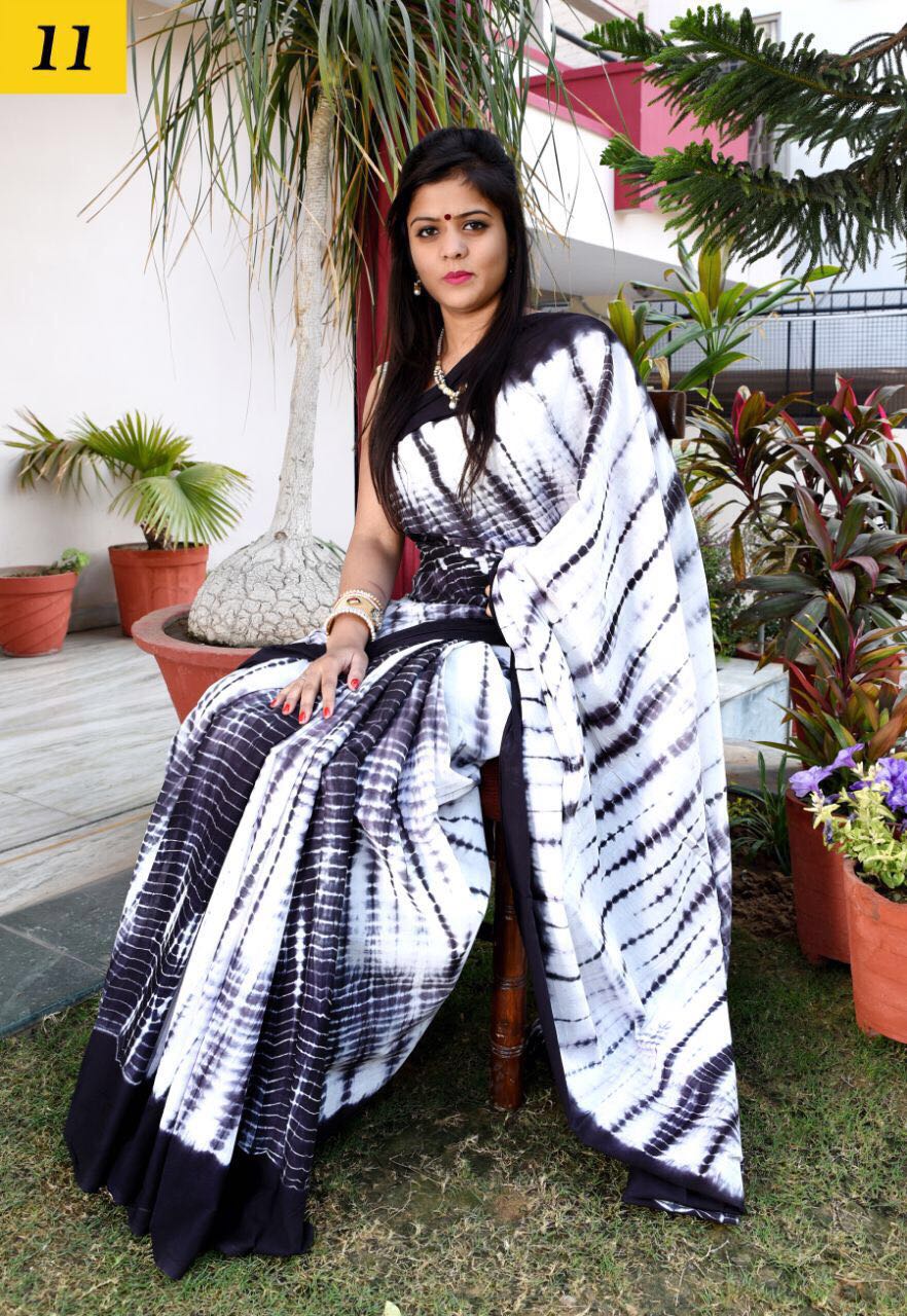 White Black Mulmul Batik Sarees - Dailybuyys