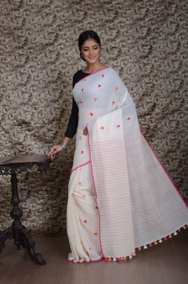 White KK Khadi Sarees - Dailybuyys
