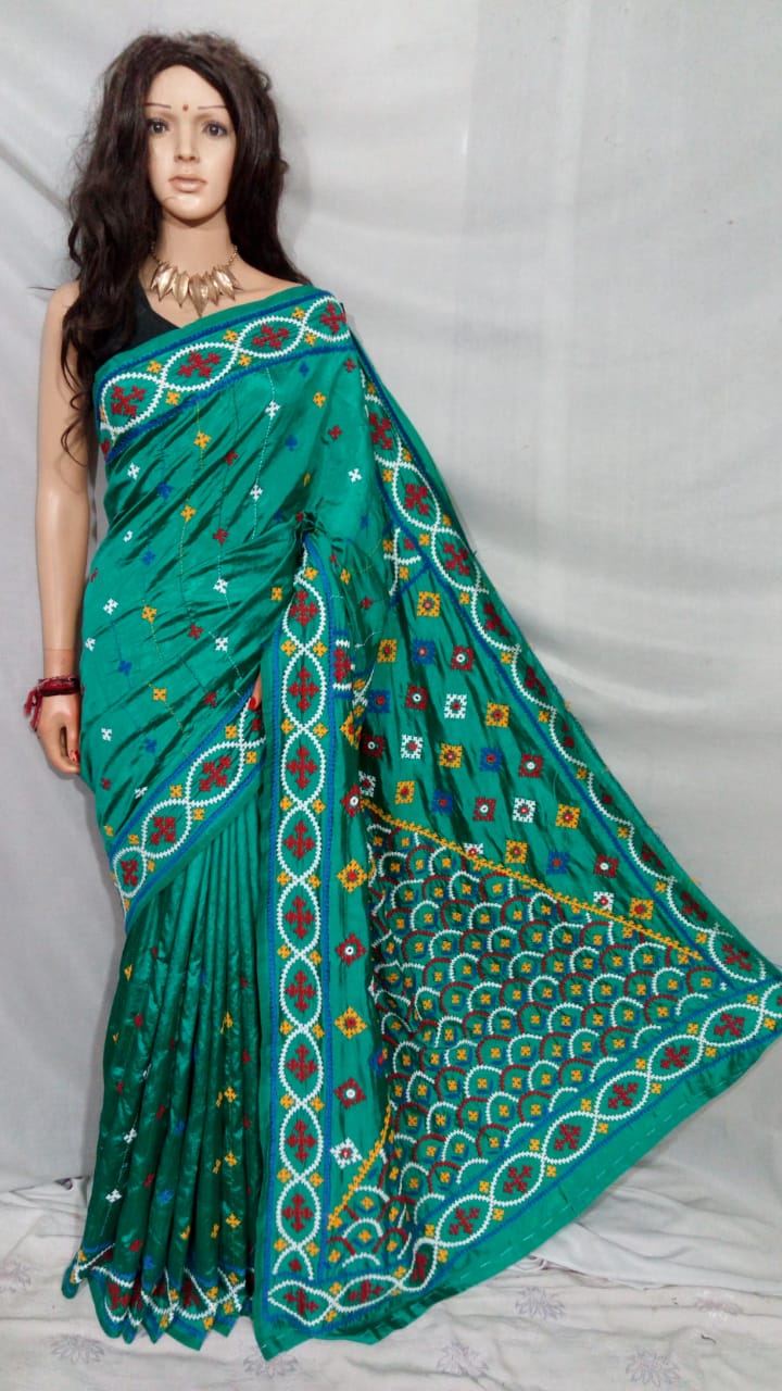 Green Dupion Silk Sarees - Dailybuyys