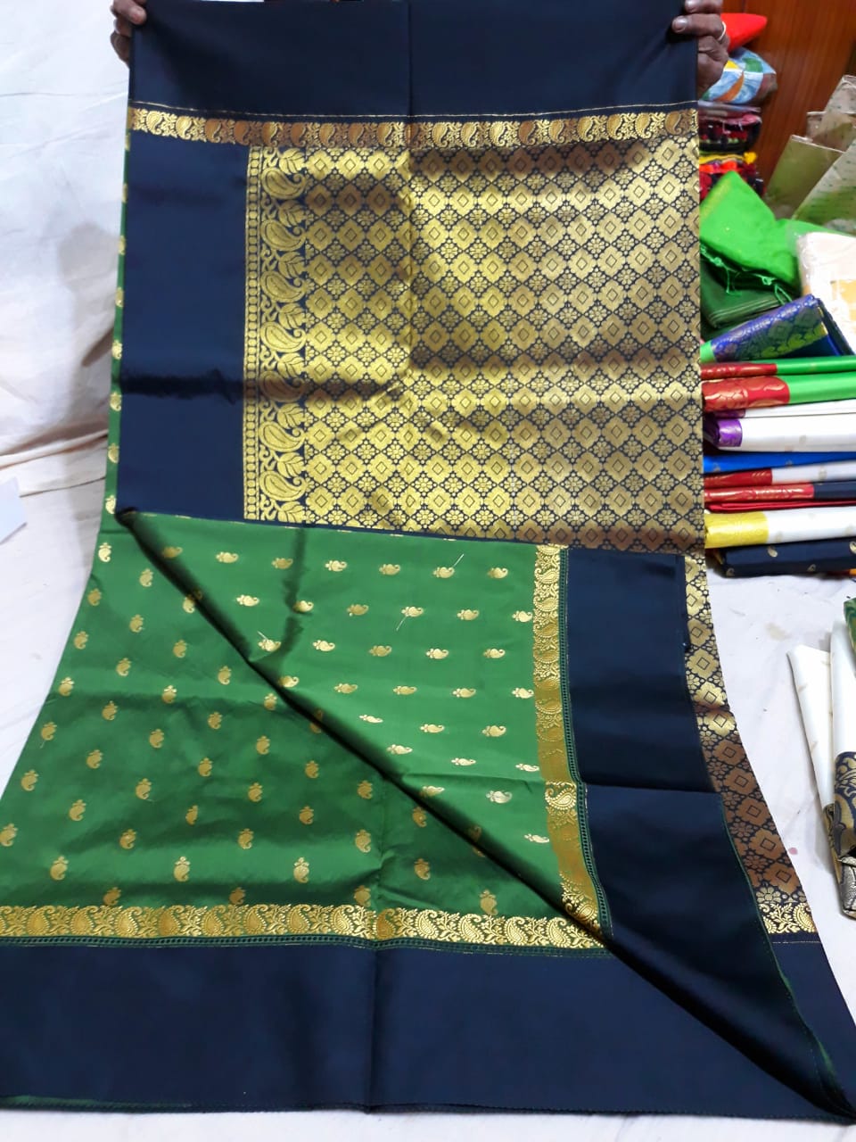 Blue Green Garad Silk Sarees - Dailybuyys