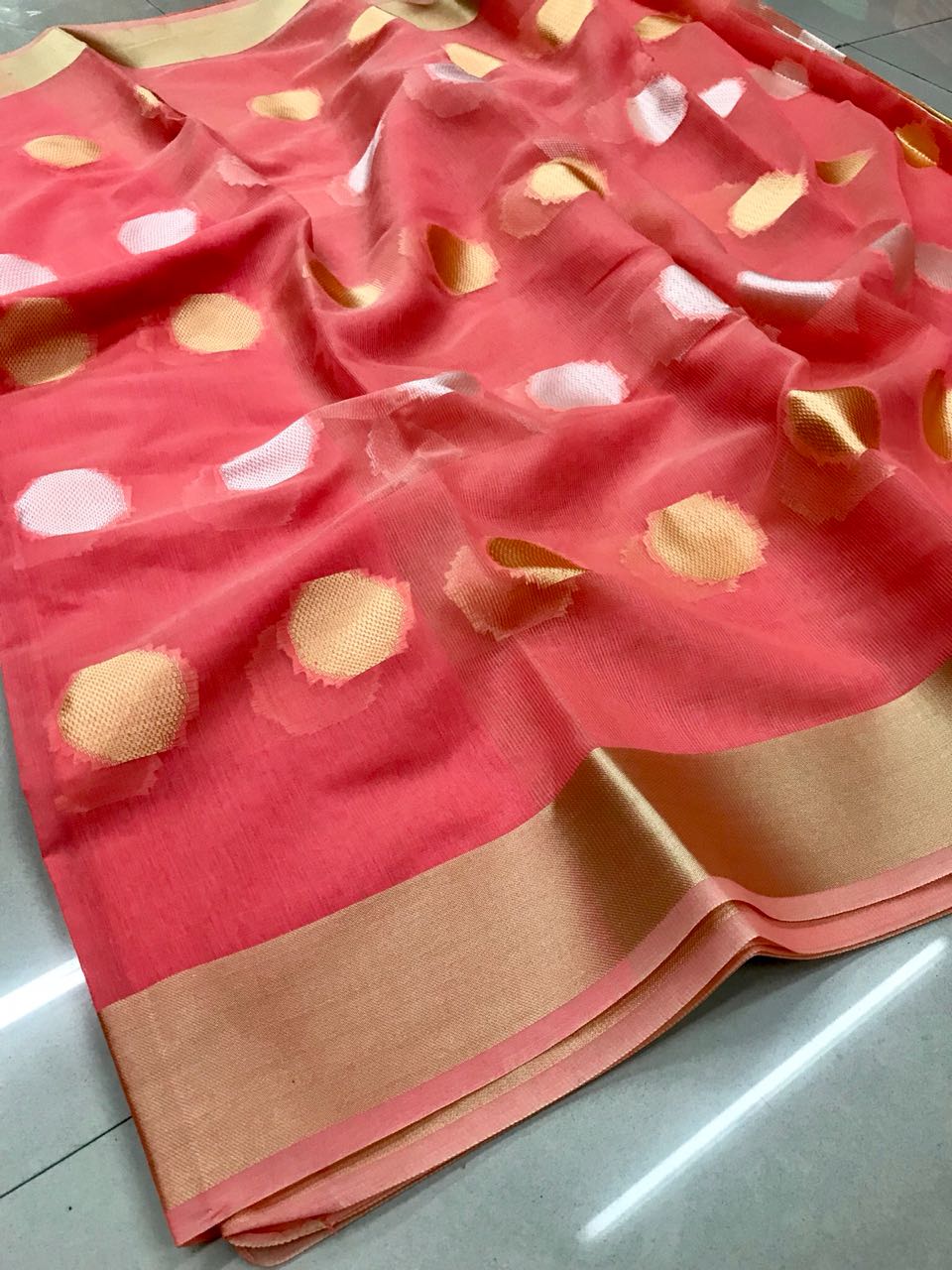 Red Pure Cotton Silk Sarees - Dailybuyys