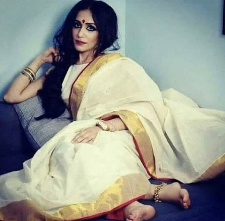 Beige 100 Count Pure Linen Sarees - Dailybuyys