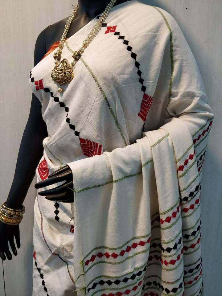 White Pure Cotton Khesh Sarees - Dailybuyys