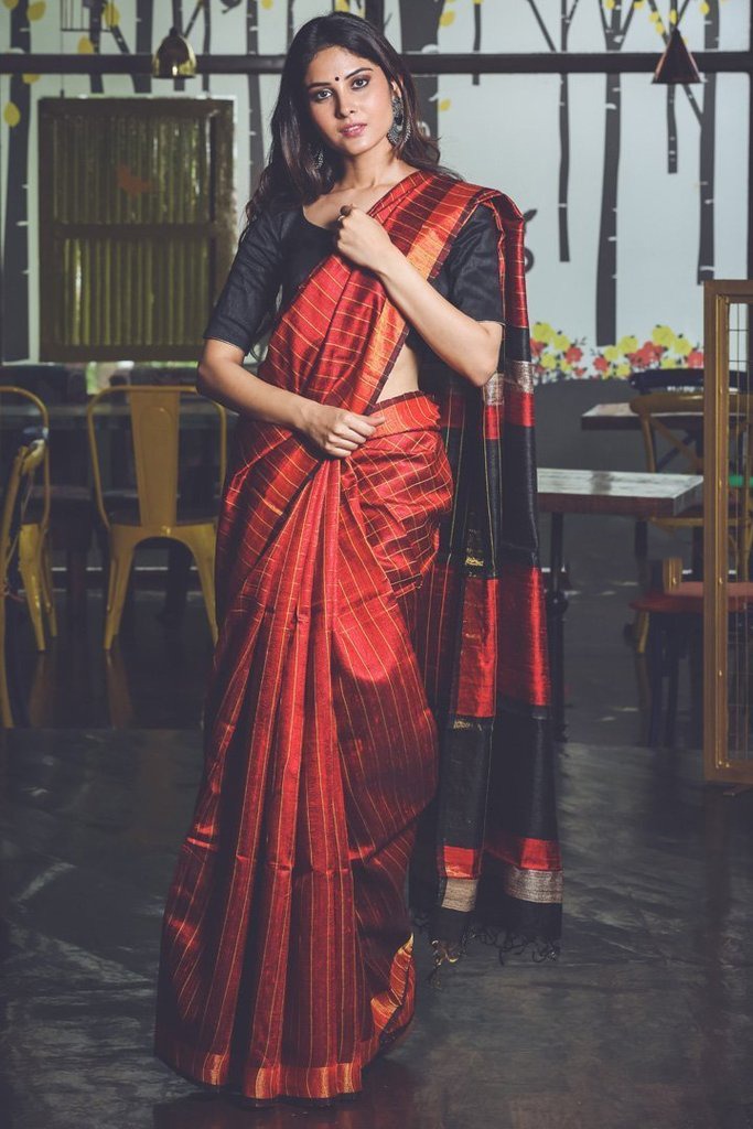 Red Handwoven Dupion Silk Sarees - Dailybuyys