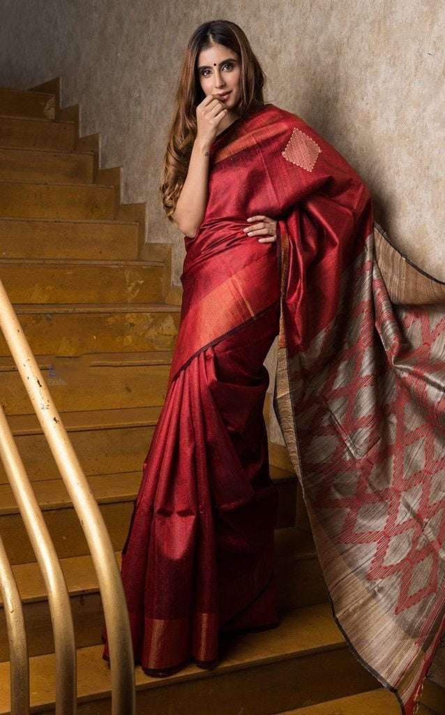 Red Handwoven Dupion Silk Sarees - Dailybuyys