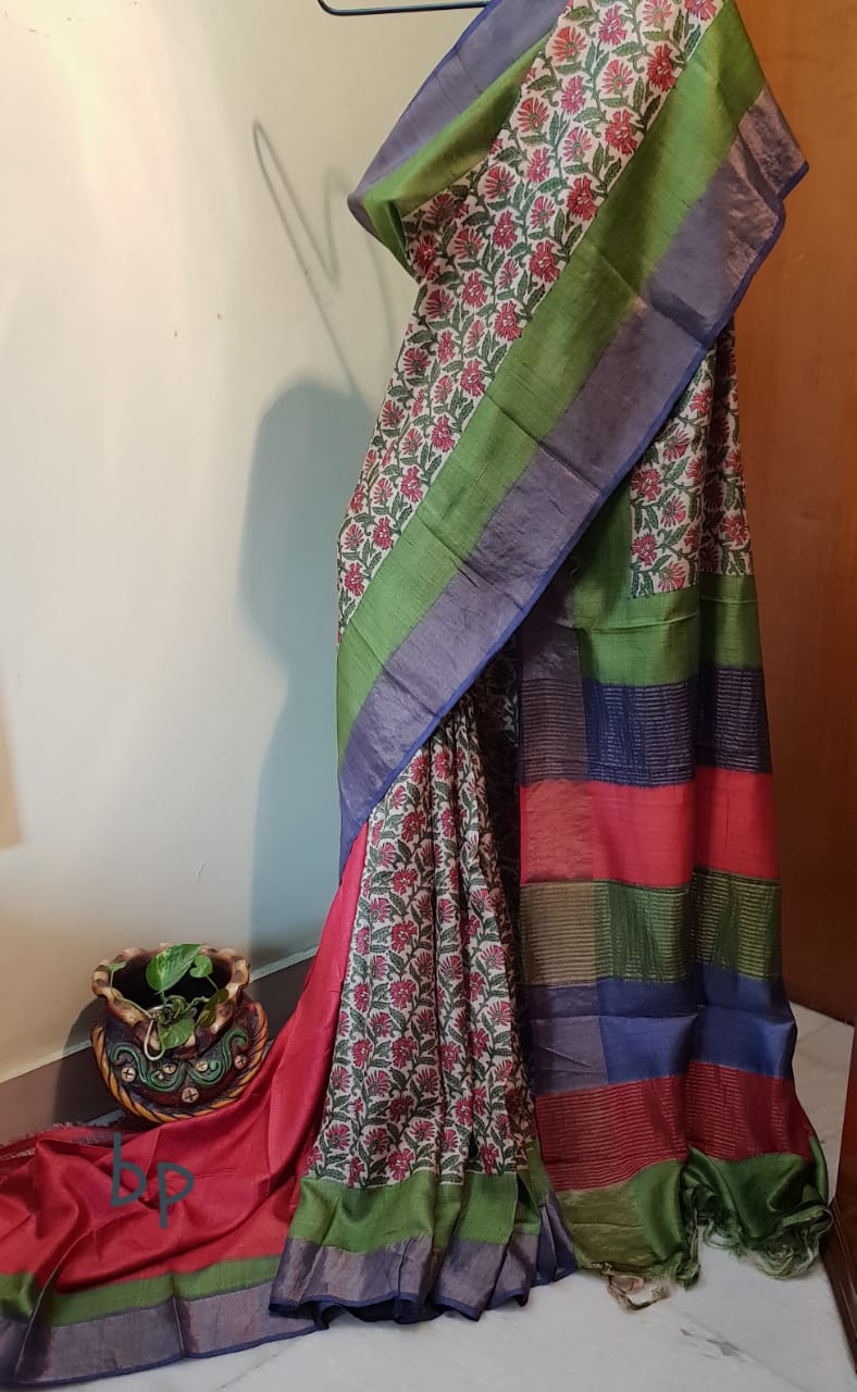 Beige Block Printed Zari Border Pure Silk Mark Certified Tussar Silk Sarees - Dailybuyys