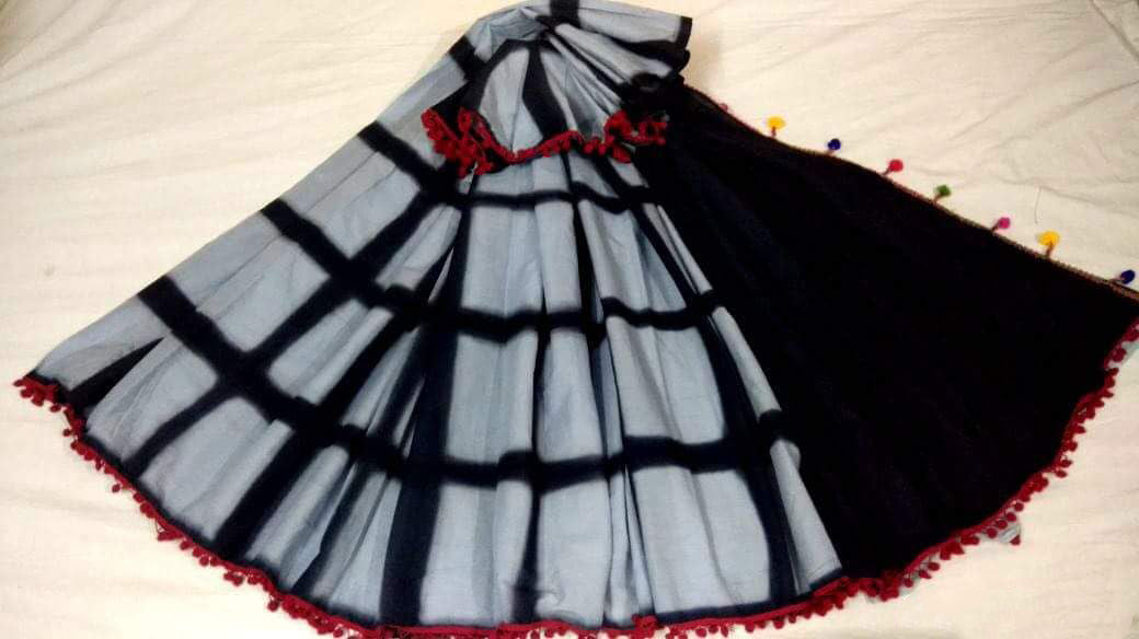 Black Grey Mulmul Batik Sarees - Dailybuyys