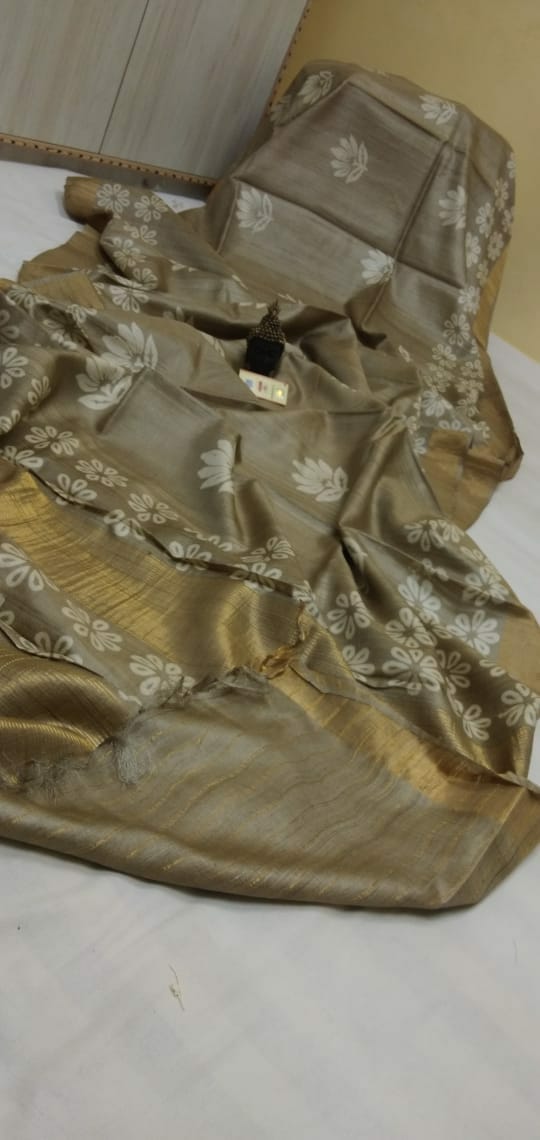 Beige Block Printed Zari Border Pure Silk Mark Certified Tussar Silk Sarees - Dailybuyys