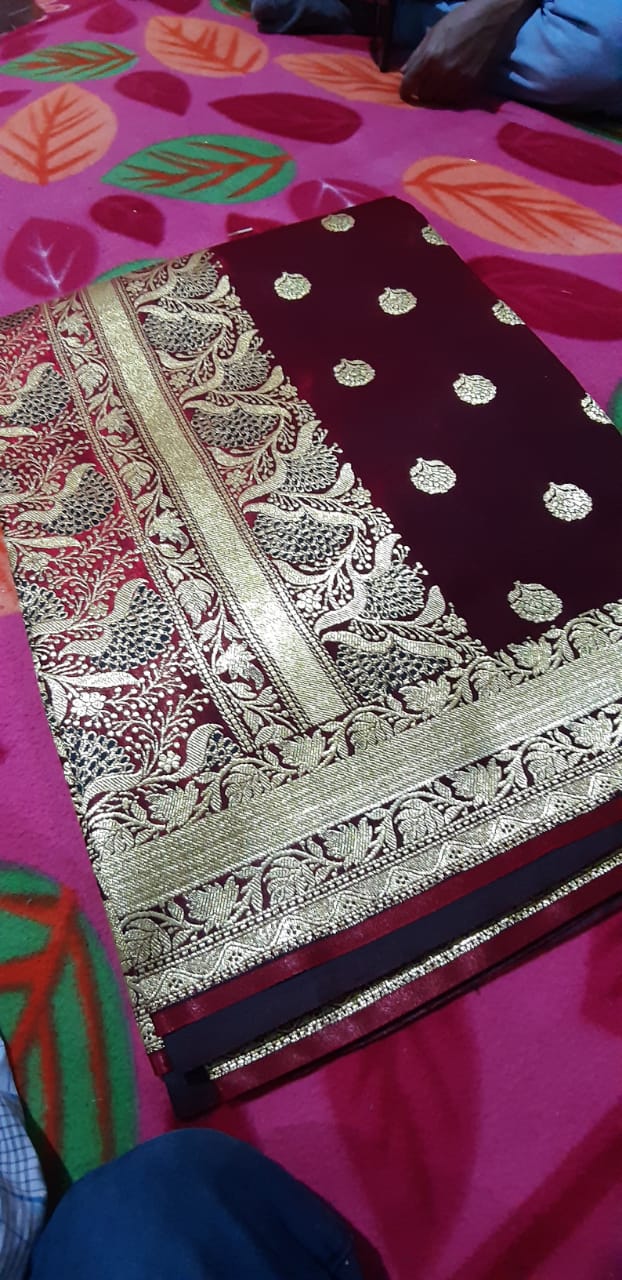 Maroon Beige Koriyal Banarasi Silk Sarees - Dailybuyys