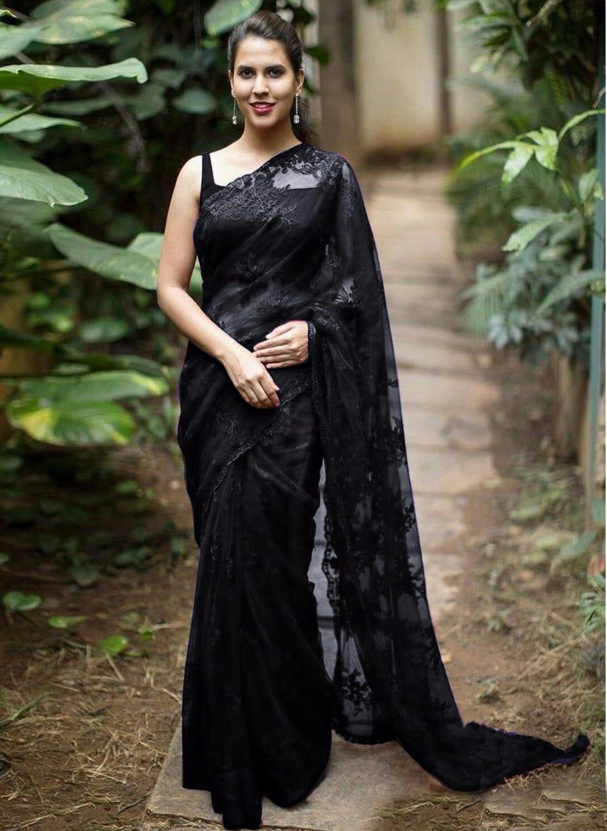 Black Designer Party Wear Sarees - Dailybuyys