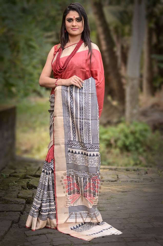 Red Grey Zari Block Printed Zari Border Pure Silk Mark Certified Tussar Silk Sarees - Dailybuyys
