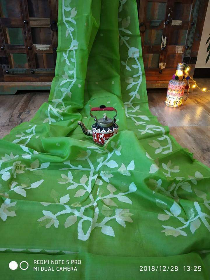 Green Pure Silk Mark Certified Muslin Sarees - Dailybuyys