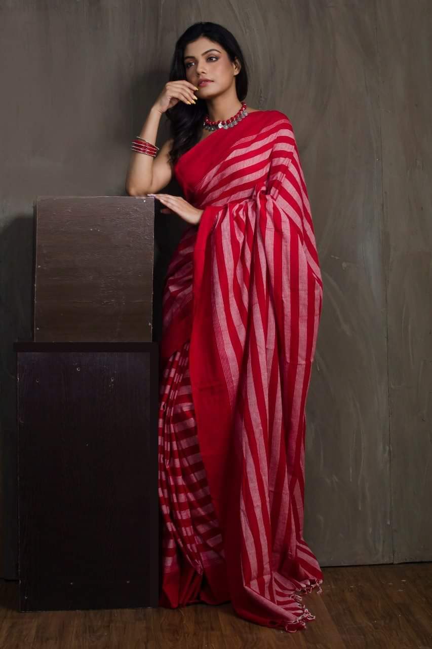 Red Bengal Handloom Khadi Sarees - Dailybuyys