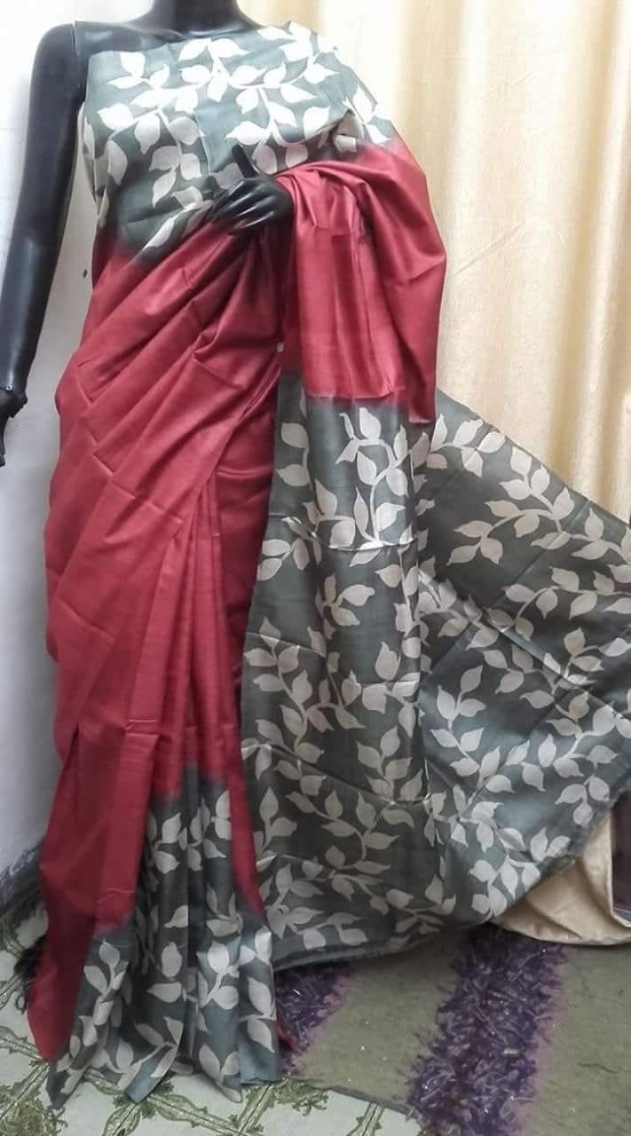 Crimson Red Block Printed Pure Silk Mark Certified Bishnupuri Silk Sarees - Dailybuyys
