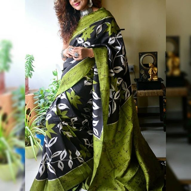 Green Black Hand Painted Pure Silk Mark Certified Bishnupuri Silk Sarees - Dailybuyys