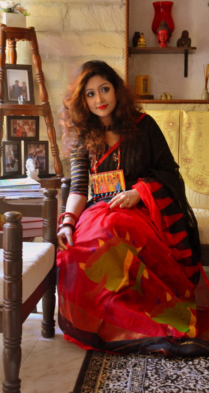 Black Red Hand Work Matka Jamdani Sarees - Dailybuyys