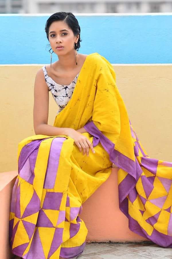 Yellow Beige Pure Mulmul Batik Sarees - Dailybuyys