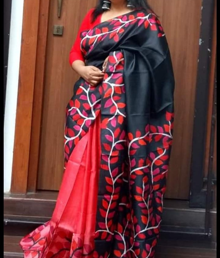 Black Red Hand Painted Pure Silk Mark Certified Bishnupuri Silk Sarees - Dailybuyys